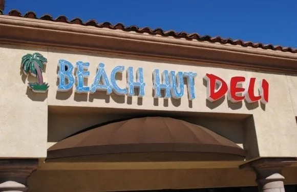 BeachHut1