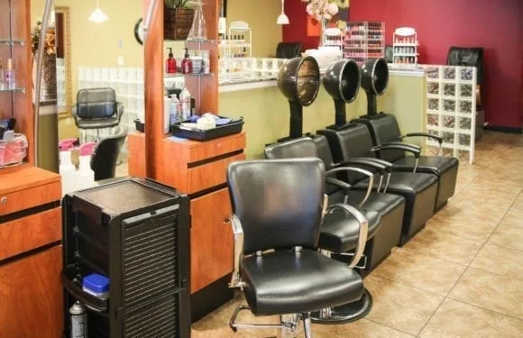 EilGroveSalon7 580x375 - Elk Grove Salon & Spa