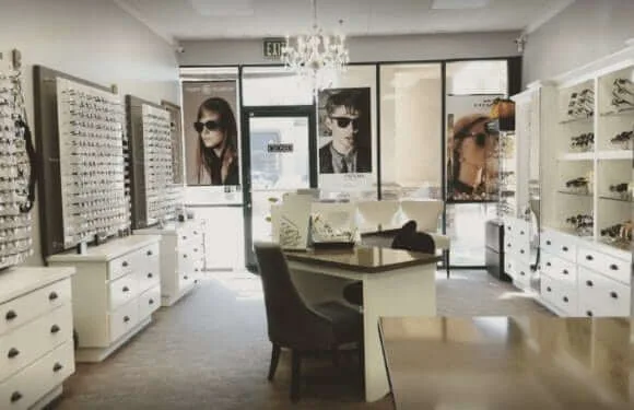 Eyeplace2 580x375 - Eye Place Optometry