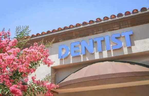 FamilyDentist10 580x375 - Elk Grove Immanuel Dental